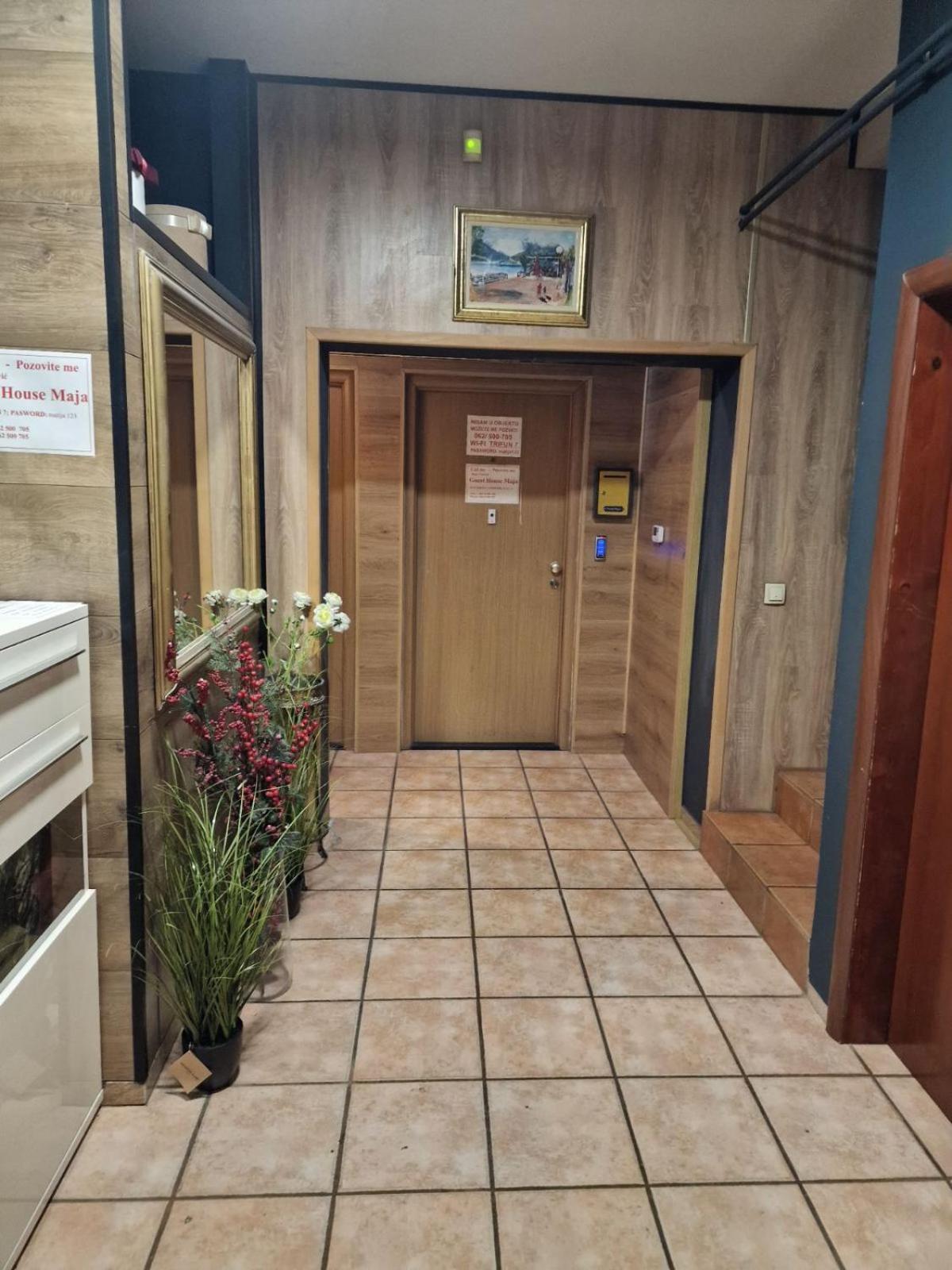Guest House Maja Novi Sad Exterior photo