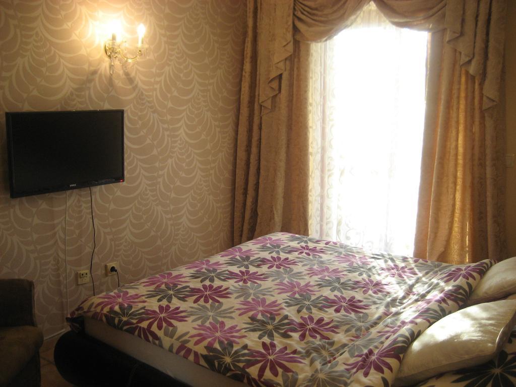 Guest House Maja Novi Sad Exterior photo